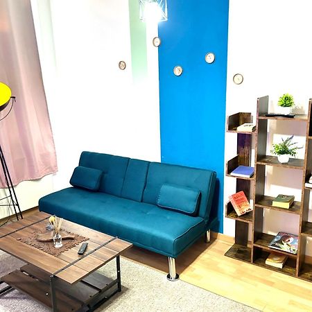 Piano Apartment Halle Center - Netflix - Free Wifi 2 Exterior photo